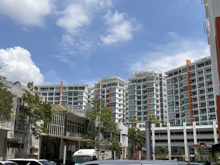 オアシス（Oasis, Ara Damansara）
